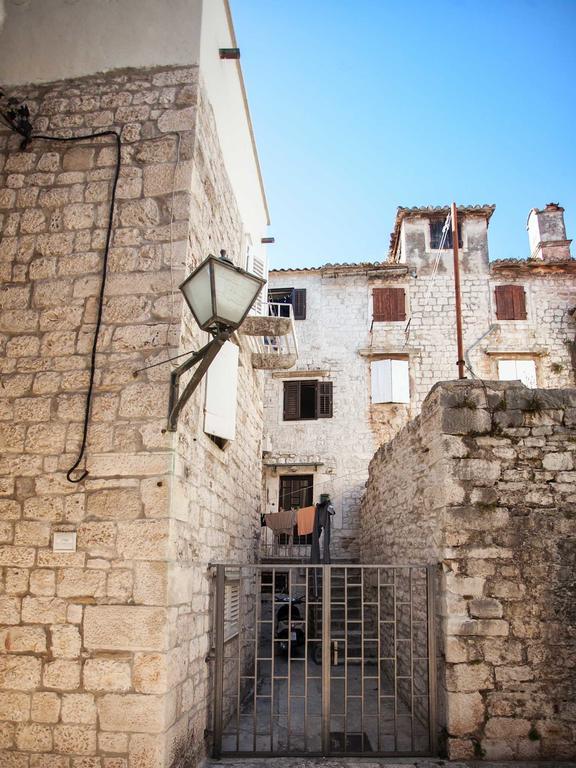 Apartment Heart Of Trogir Buitenkant foto